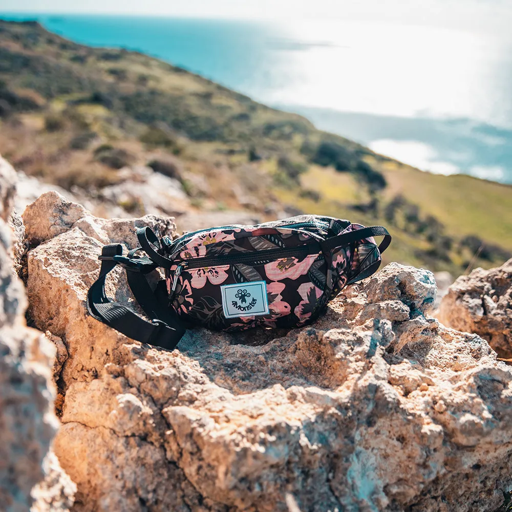 4Monster Hiking Waist Packs Portable with Multi-Pockets Adjustable Belts-Printed Style