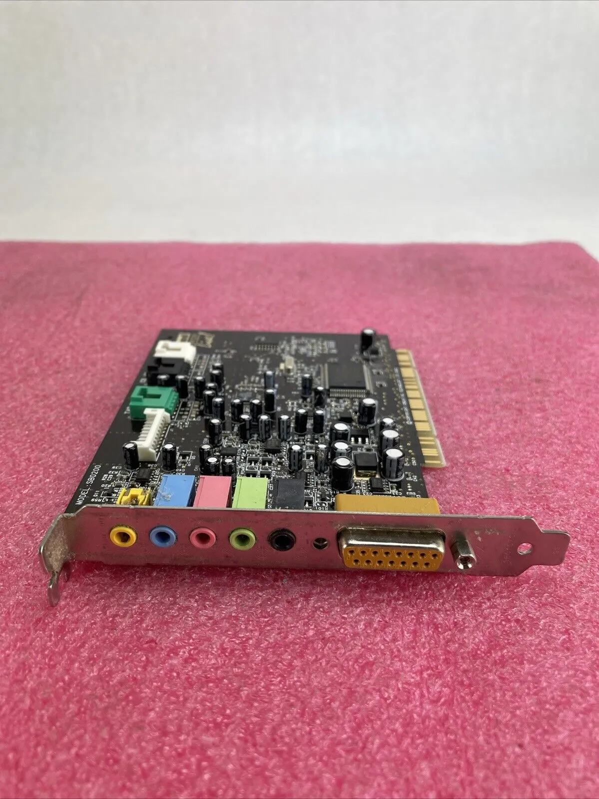 Creative Labs Sound Blaster Live! SB0200 PCI Audio Card