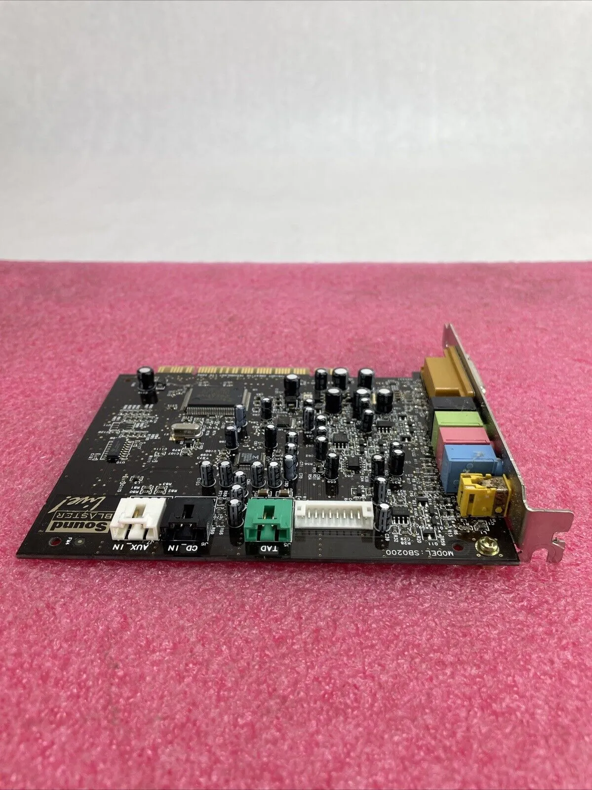 Creative Labs Sound Blaster Live! SB0200 PCI Audio Card