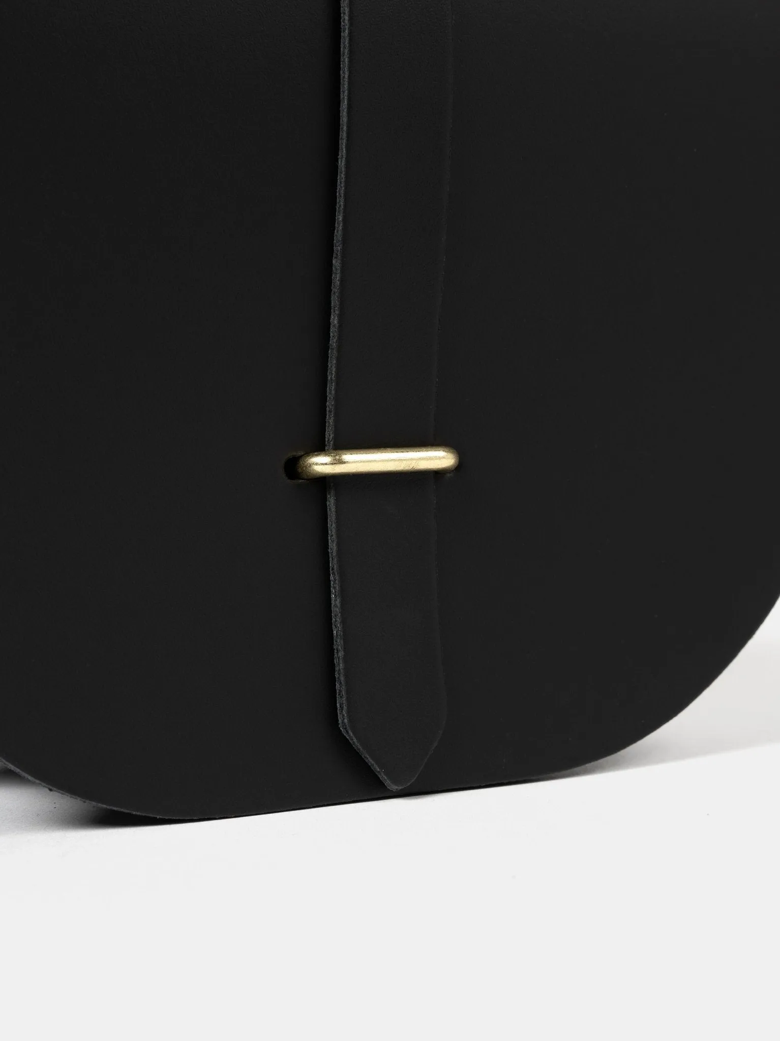 The Saddle Bag - Black & Gold